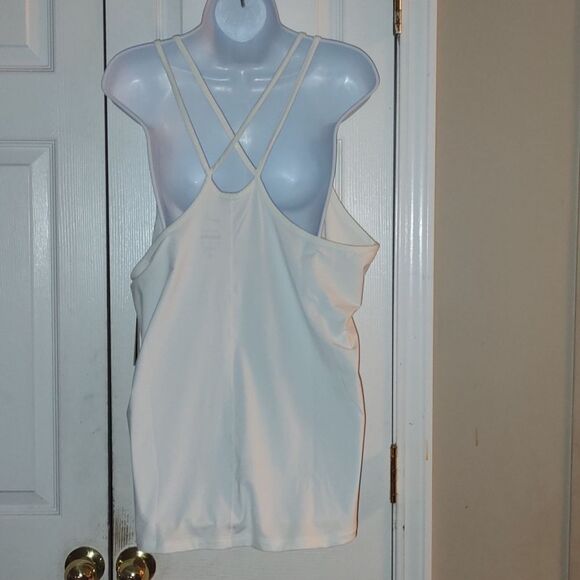 Nike Women's Dri-FIT One Luxe Slim Fit Strappy Tank Top Sz XXL NWT - Picture 4 of 8